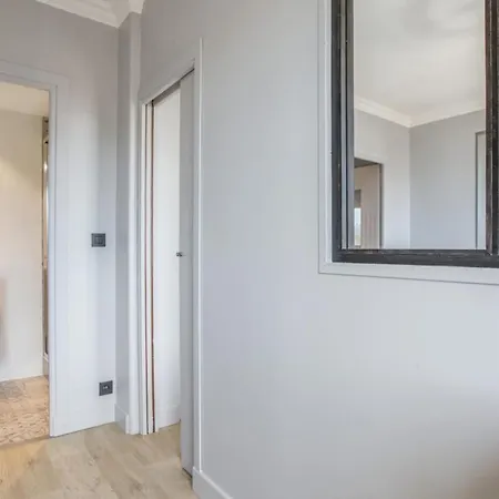 Modern 1br With Terrace And A Breathtaking View In